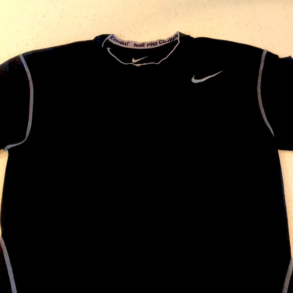 Nike Pro Combat Compression Shirt -MEDIUM - Picture 1 of 2